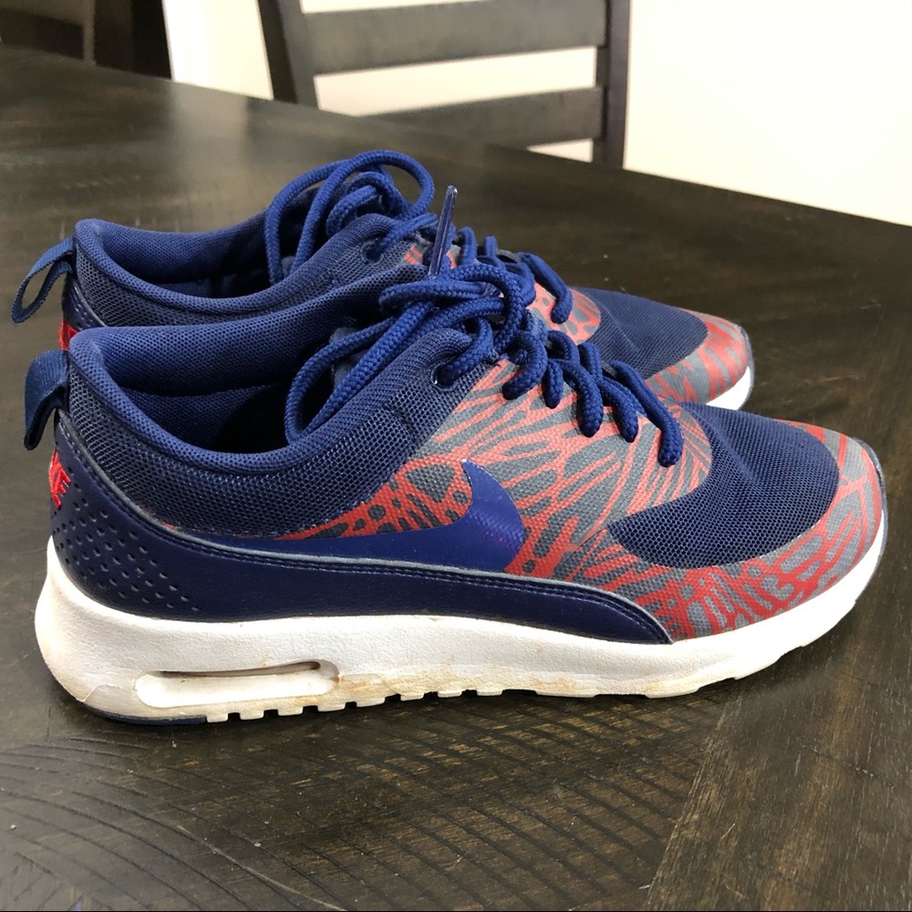 Women’s Nike Airmax’s Blue and Red! Size 6.5!!